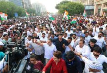 SIR पर आर-पार : पहली बार विपक्ष का सुप्रीम कोर्ट तक मार्च, SIR और ज्ञानेश कुमार के खिलाफ याचिका